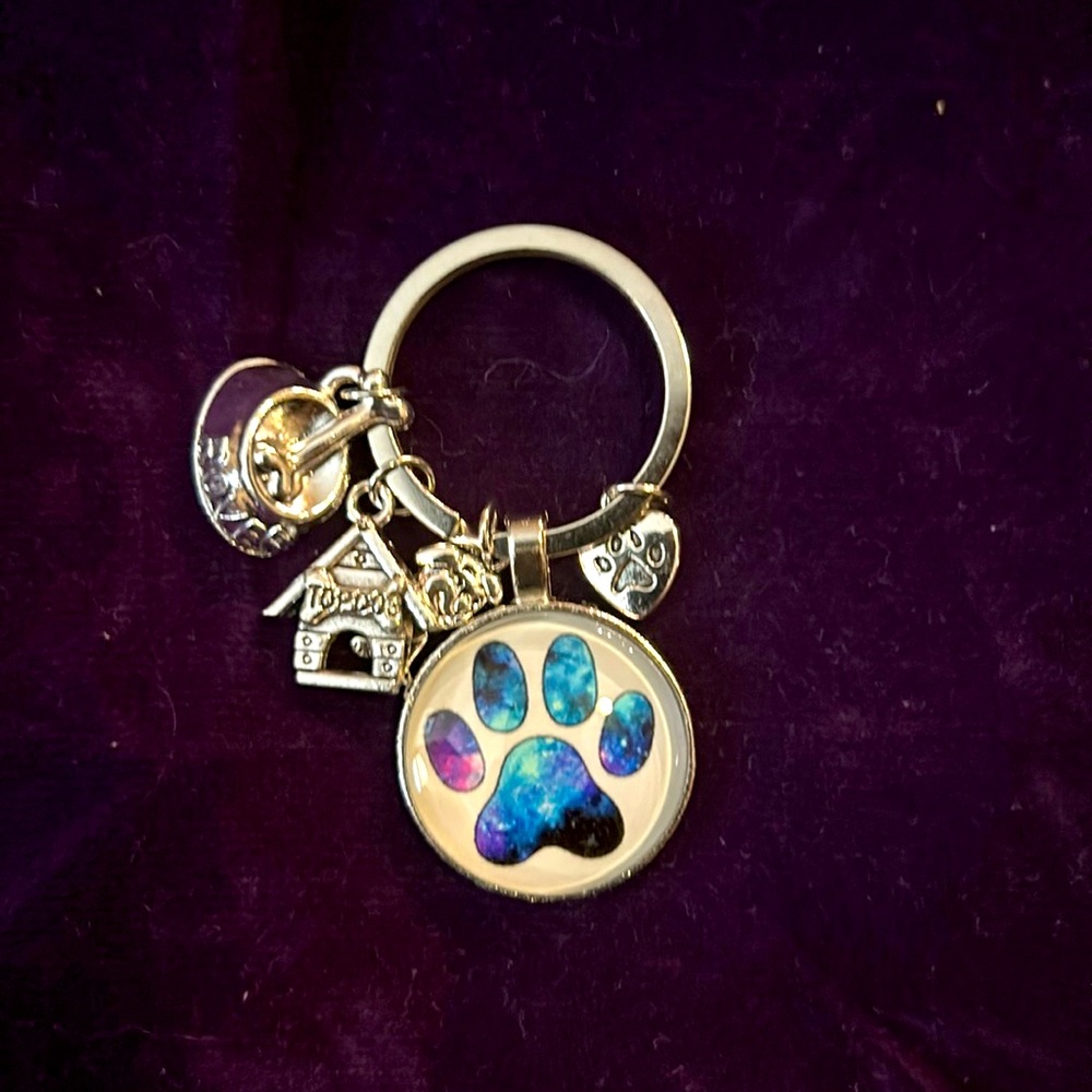 Keychain “Love Your Puppy” Nwot